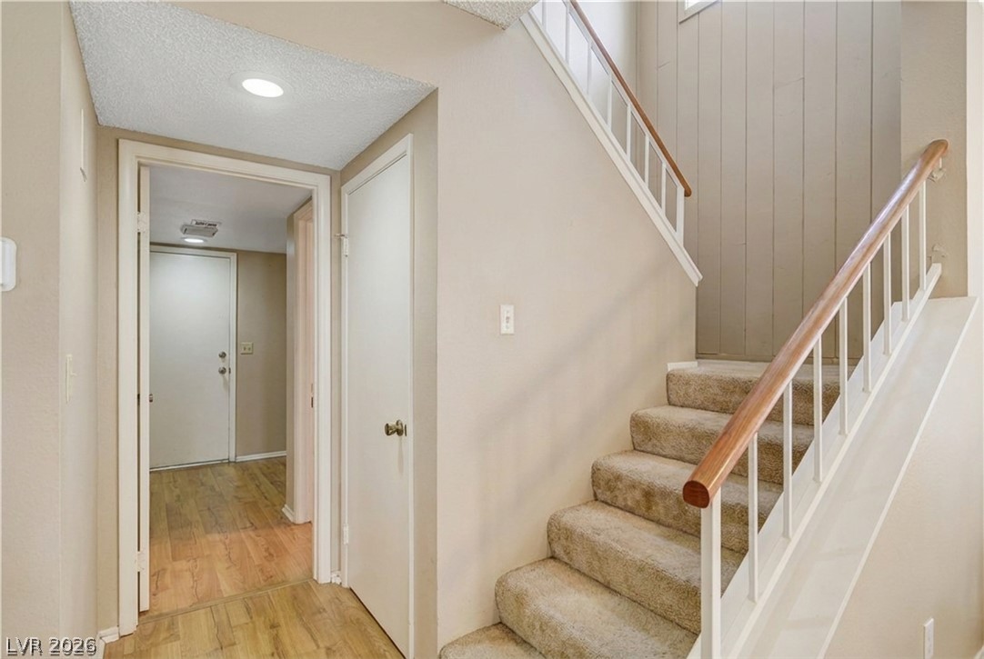 Photo 14 of 34, 7141 Shadow Crest Drive