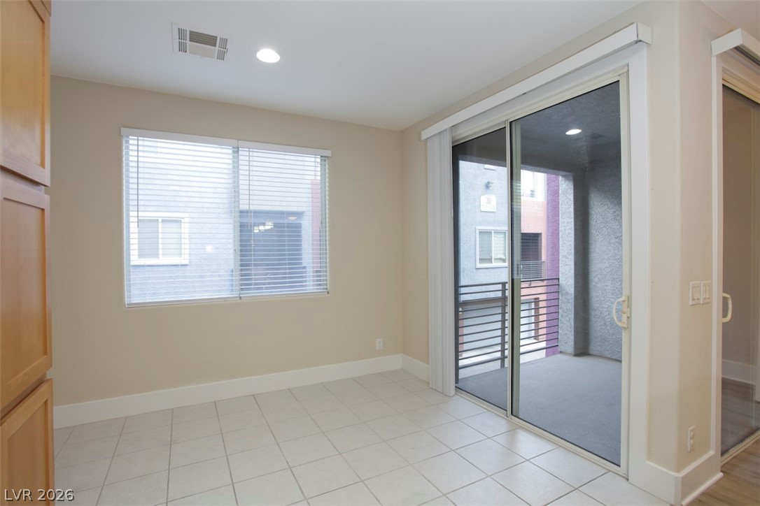 Photo 26 of 36, 9050 W Tropicana Avenue #1165