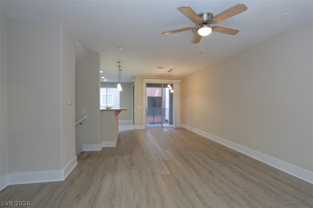 Photo 21 of 36, 9050 W Tropicana Avenue #1165
