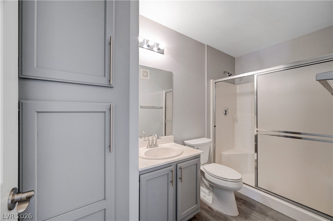 Photo 32 of 47, 3425 E RUSSELL Road #223