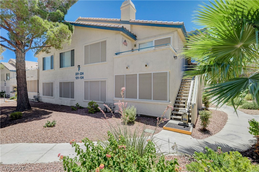 3425 E RUSSELL Road #223, Las Vegas