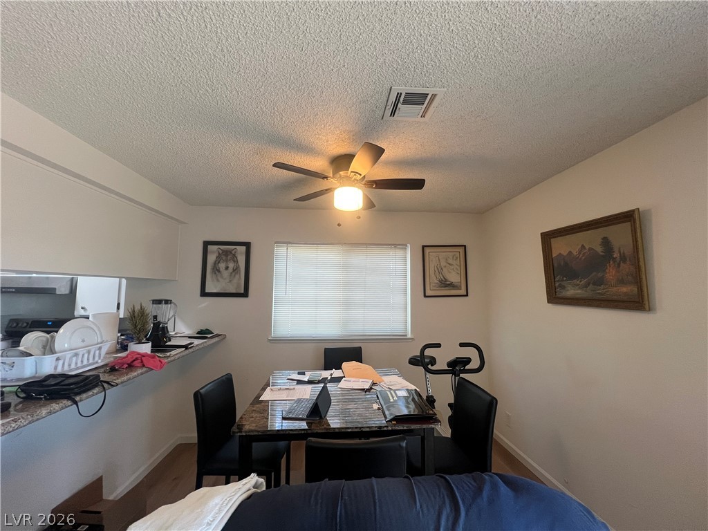 Photo 7 of 12, 2333 Cardiff Lane #D