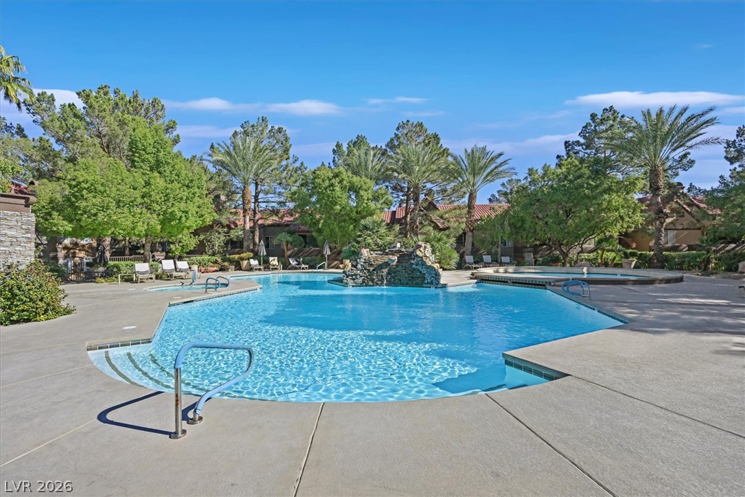 Photo 33 of 44, 2200 S Fort Apache Road #2142