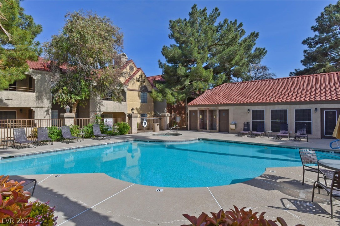 Photo 34 of 44, 2200 S Fort Apache Road #2142