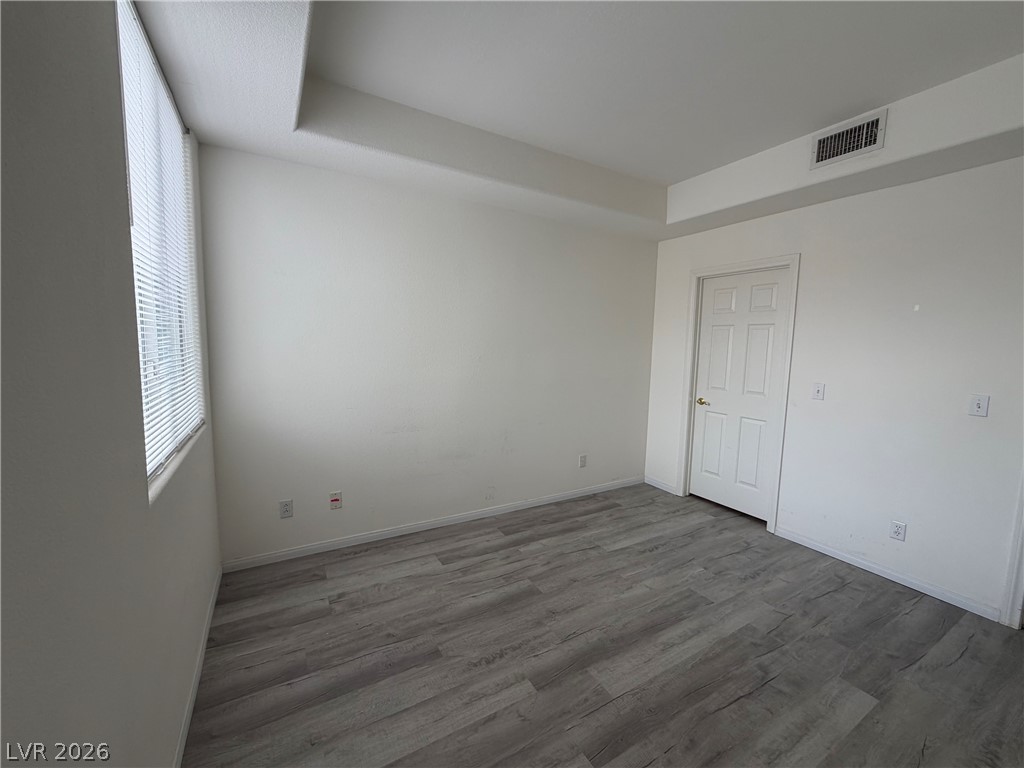 Photo 34 of 49, 4960 Harrison Drive #230