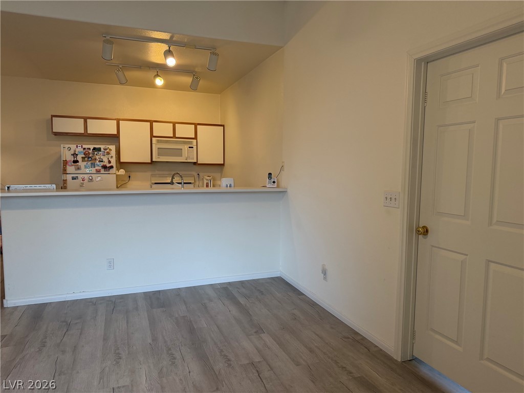 Photo 14 of 49, 4960 Harrison Drive #230