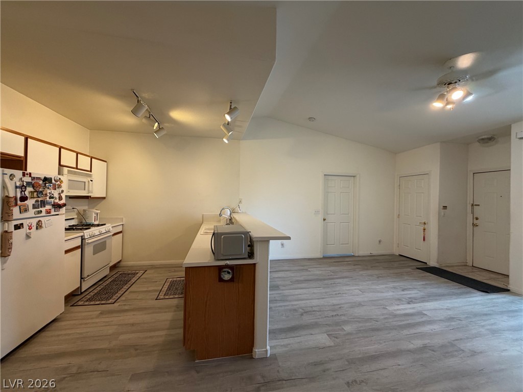 Photo 6 of 49, 4960 Harrison Drive #230