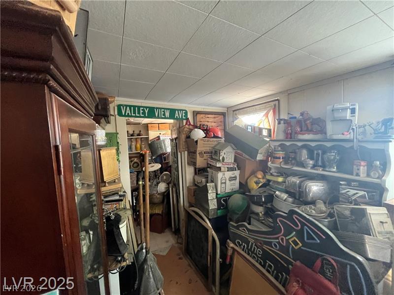 Photo 3 of 100 E Crook Avenue