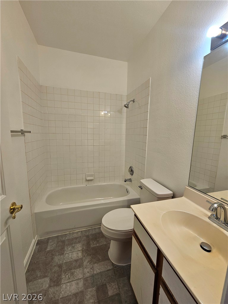 Photo 23 of 33, 4960 Harrison Drive #217