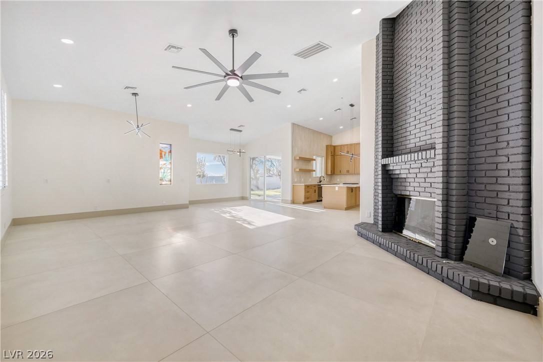 Photo 8 of 26, 8755 Hickam Avenue