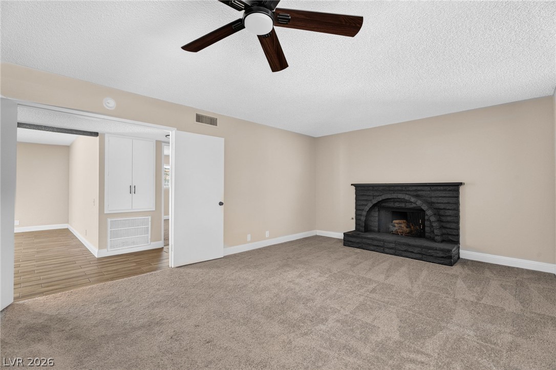 Photo 18 of 37, 4431 El Campana Way