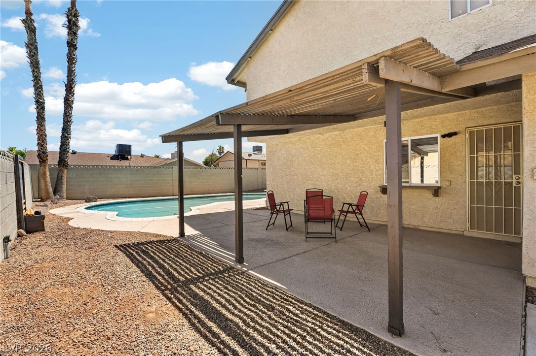 Photo 33 of 37, 4431 El Campana Way
