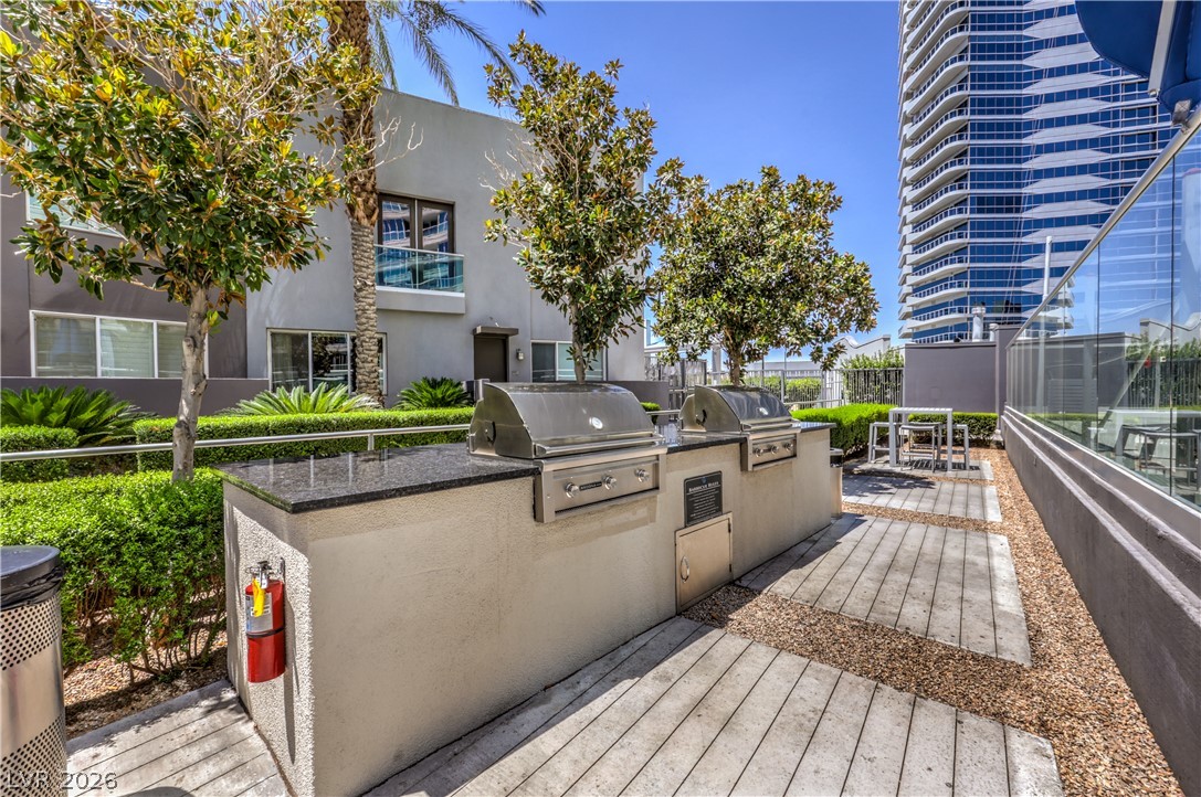 Photo 38 of 45, 4525 Dean Martin Drive #2807
