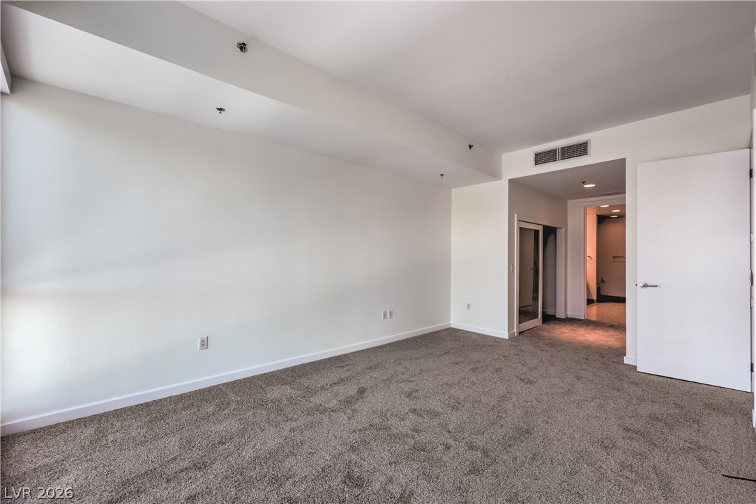 Photo 22 of 45, 4525 Dean Martin Drive #2807