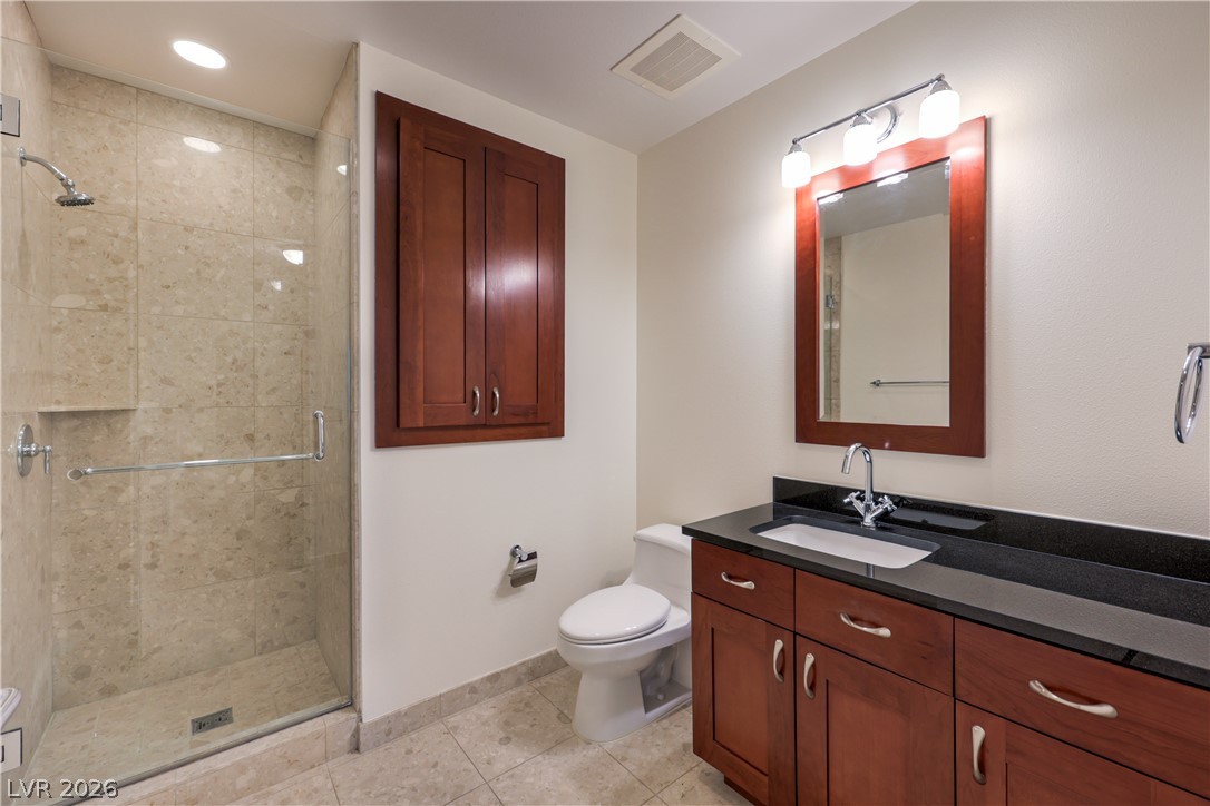 Photo 34 of 45, 4525 Dean Martin Drive #2807