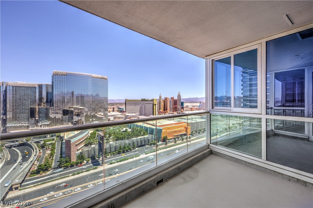 Photo 25 of 45, 4525 Dean Martin Drive #2807