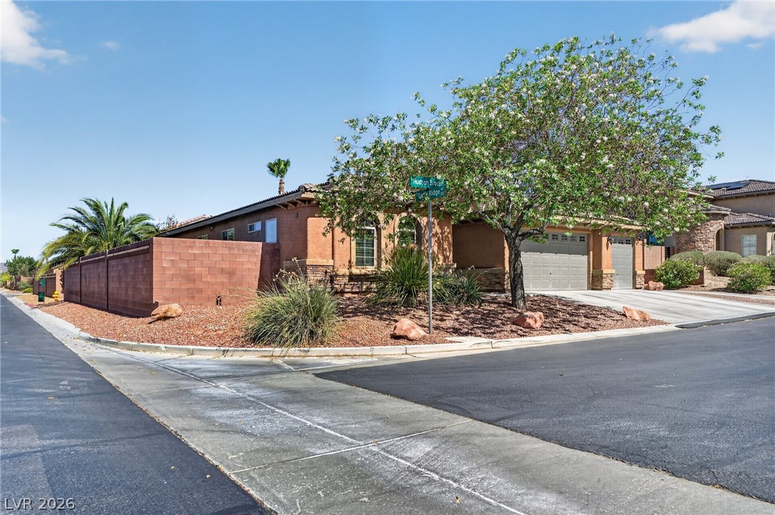 Photo 4 of 11212 Hudson Brook Street