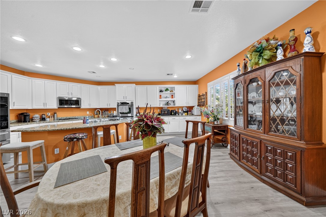 Photo 9 of 38, 11212 Hudson Brook Street