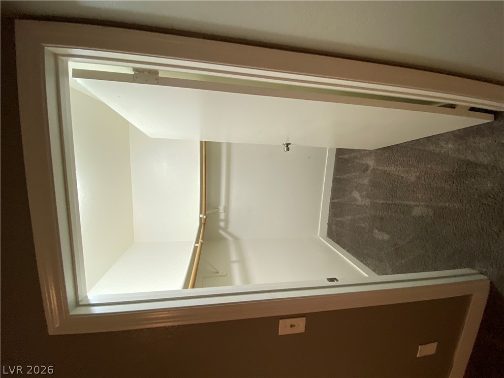 Photo 23 of 33, 271 N Lamb Boulevard #D
