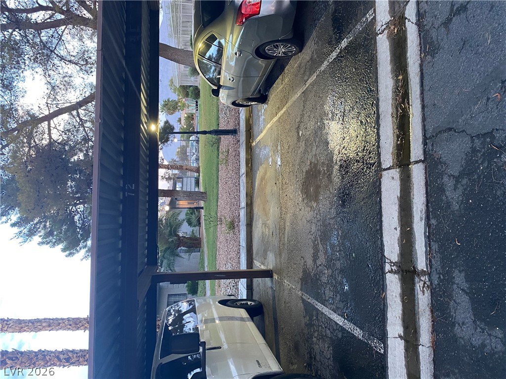 Photo 31 of 33, 271 N Lamb Boulevard #D