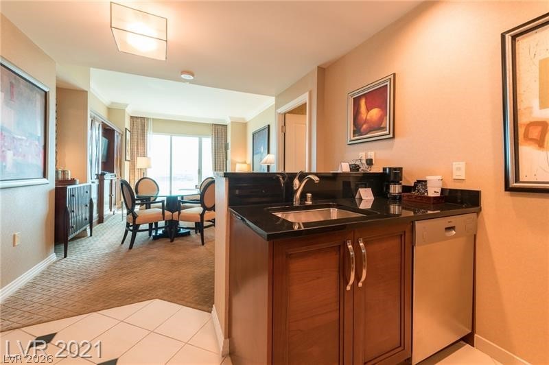 Photo 2 of 125 E Harmon Avenue #2514