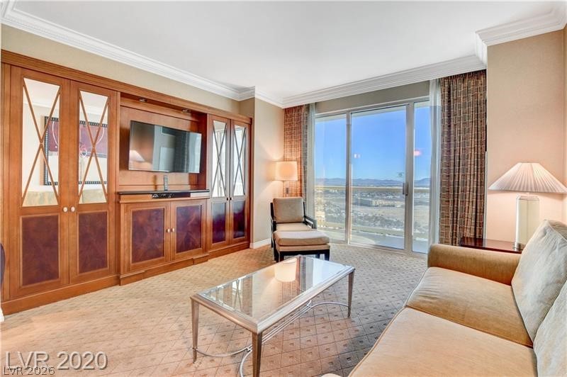 Photo 11 of 44, 125 E Harmon Avenue #1620