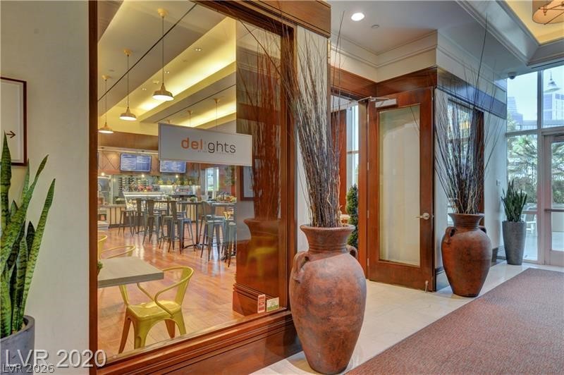 Photo 37 of 44, 125 E Harmon Avenue #1620