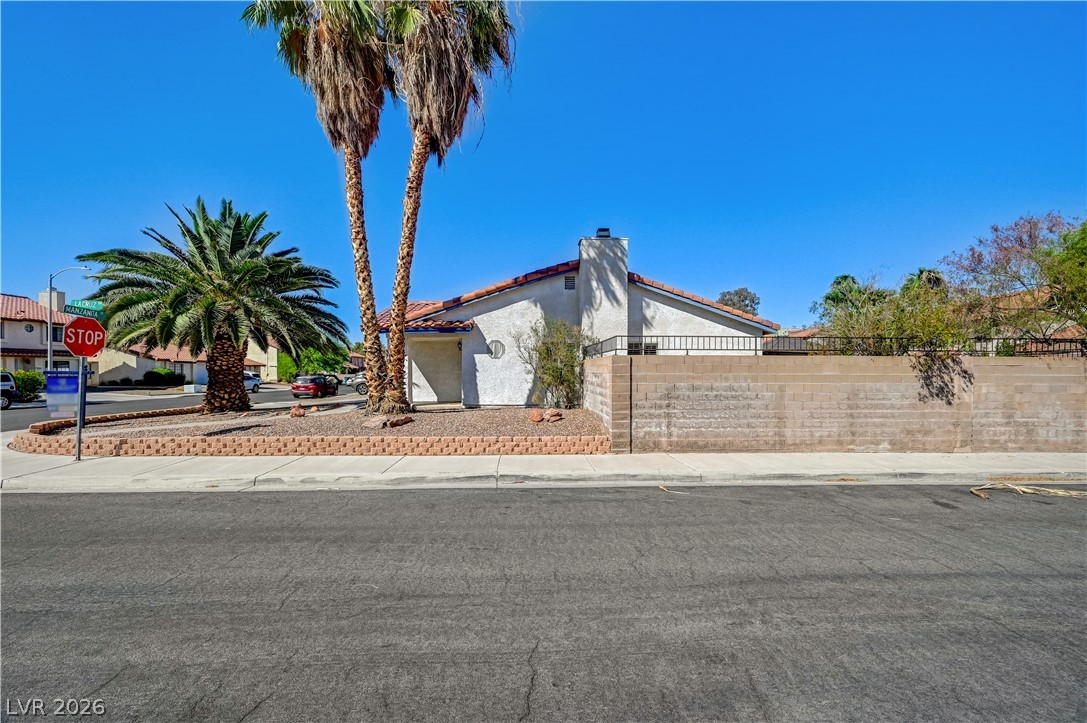 Photo 5 of 362 Manzanita Street