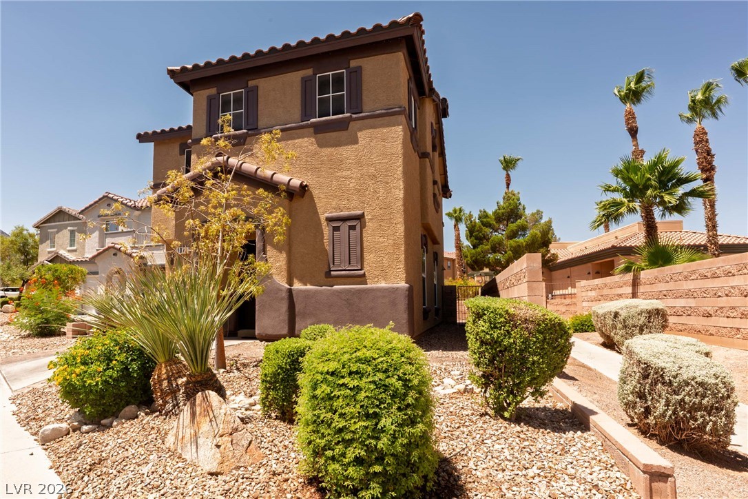 Photo 2 of 1077 Paradise Coach Drive