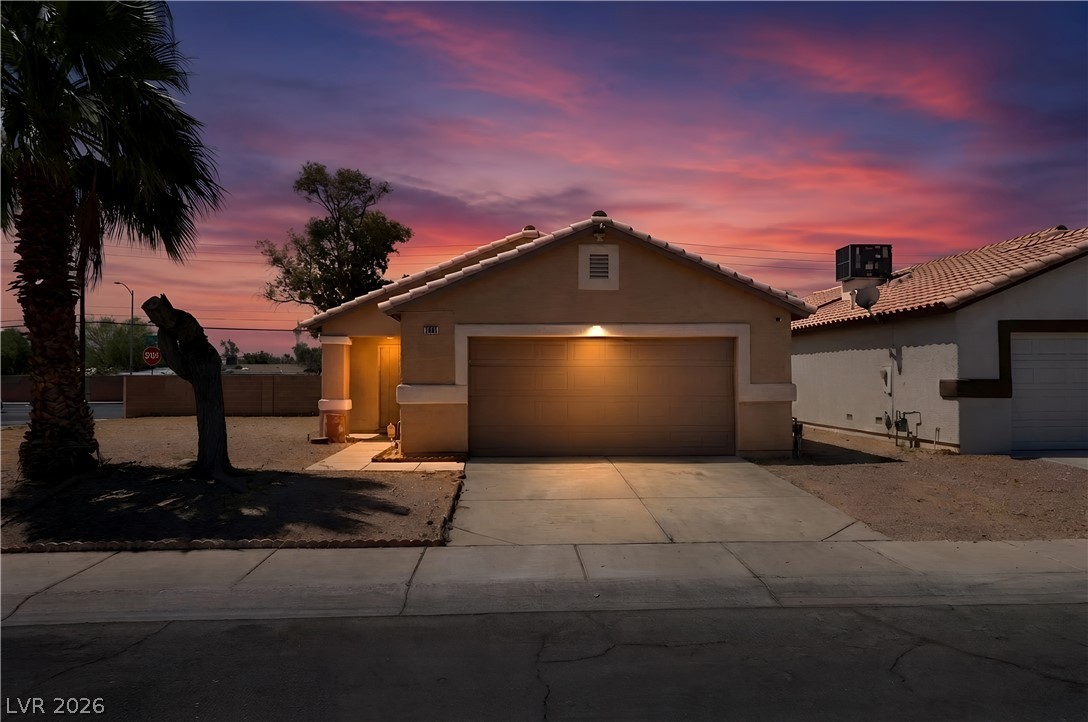 2001 Garnet Gable Avenue, Las Vegas