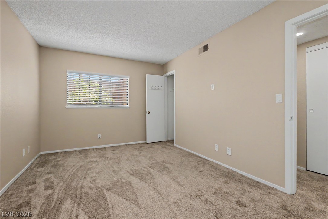 Photo 7 of 18, 4340 Sanderling Circle #76