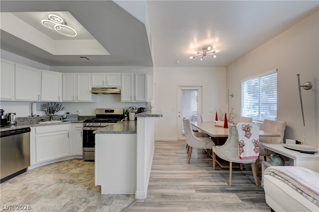 Photo 2 of 9580 W Reno Avenue #134