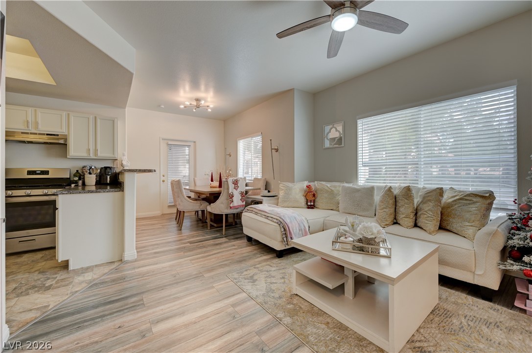 Photo 3 of 9580 W Reno Avenue #134