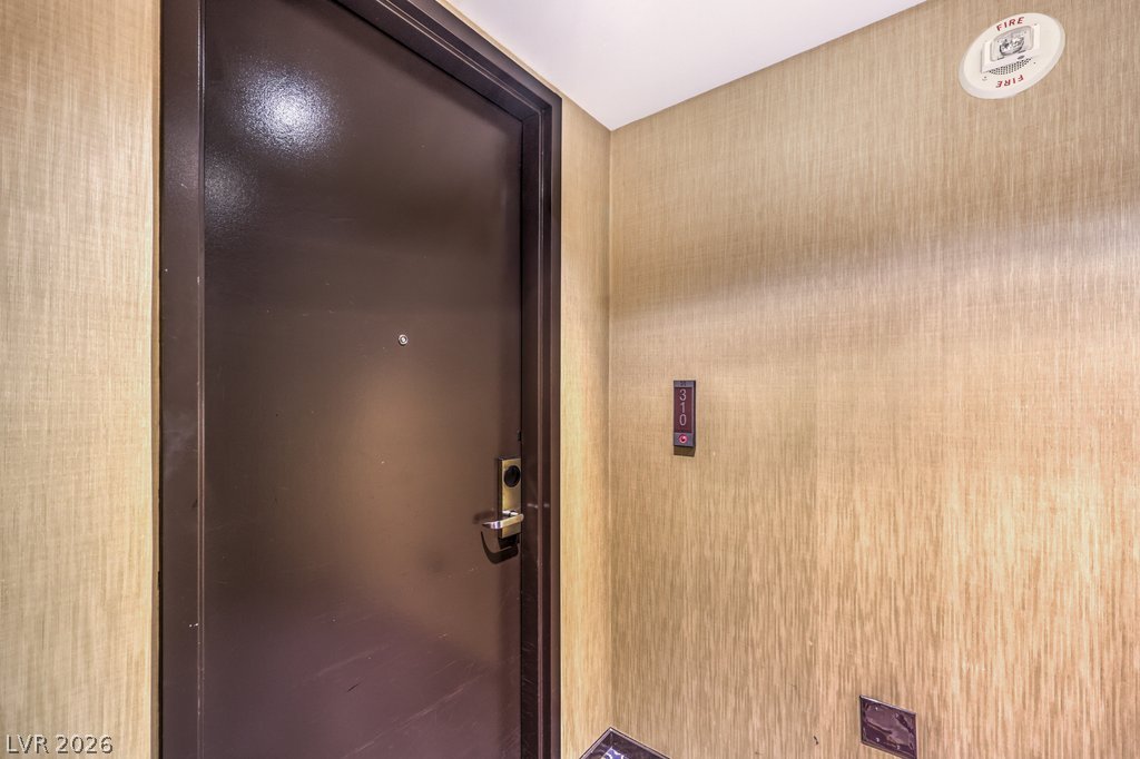 Photo 27 of 27, 4381 W Flamingo Road #3010
