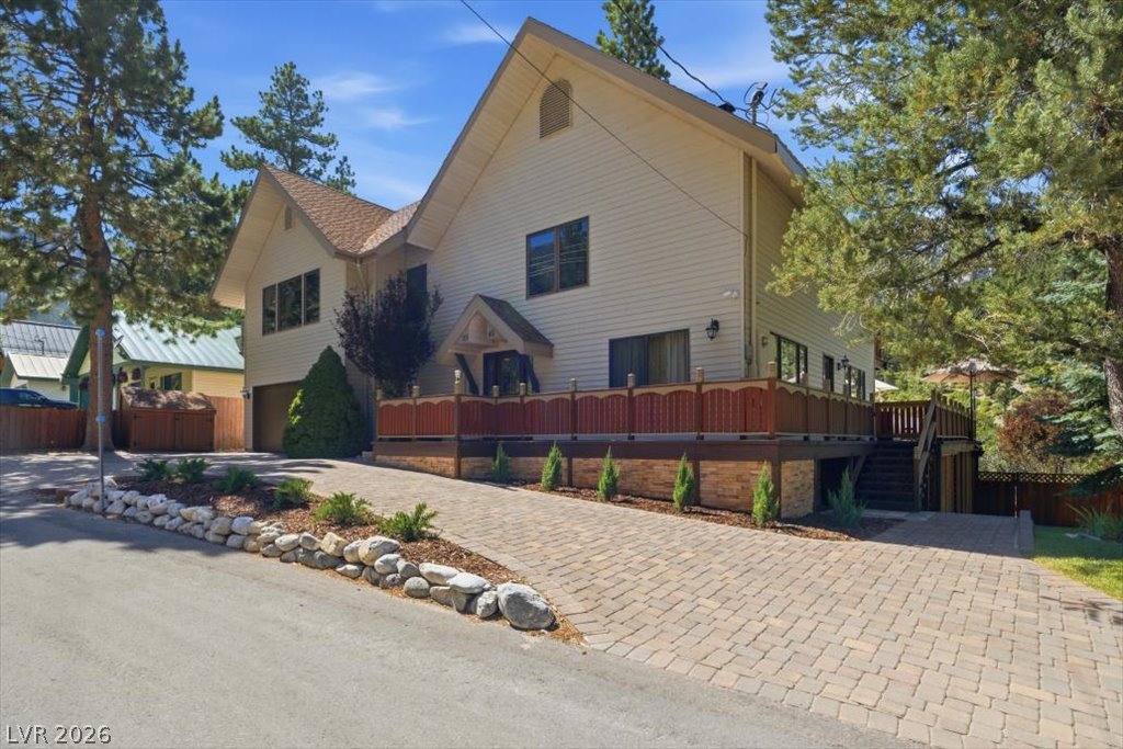 Photo 5 of 3940 White Fir Way