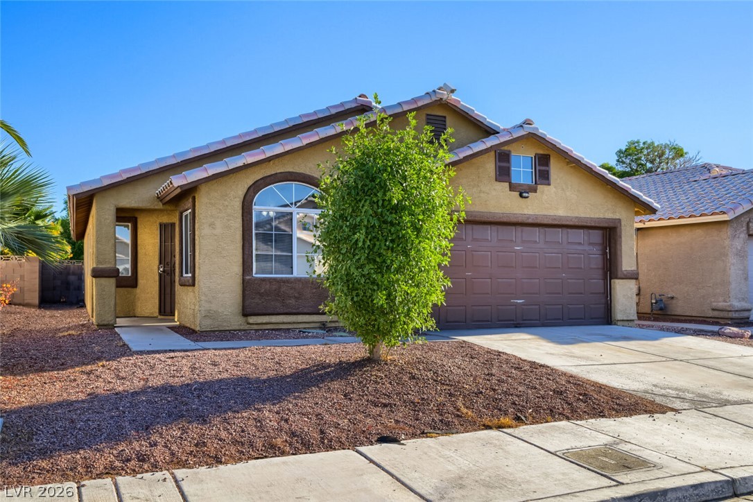 Photo 3 of 7124 Overhill Avenue