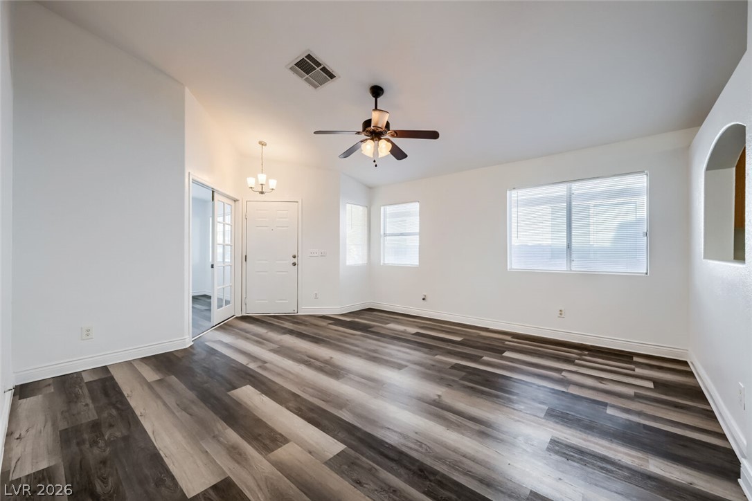 Photo 9 of 33, 7124 Overhill Avenue