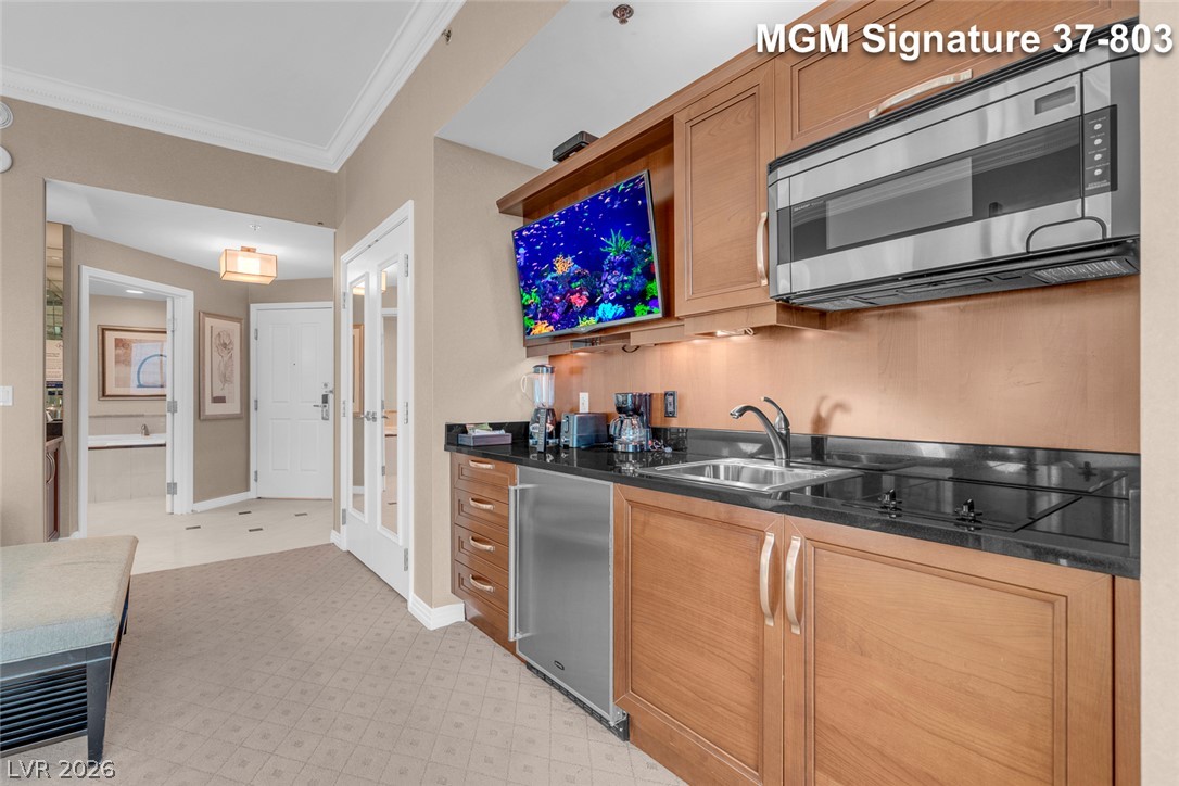 Photo 75 of 92, 125 E Harmon Avenue #3701&3703