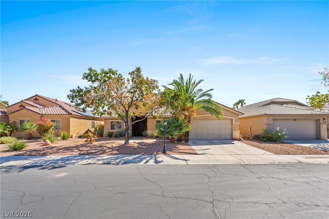 3848 Greenfield Lakes Street, Las Vegas 89122