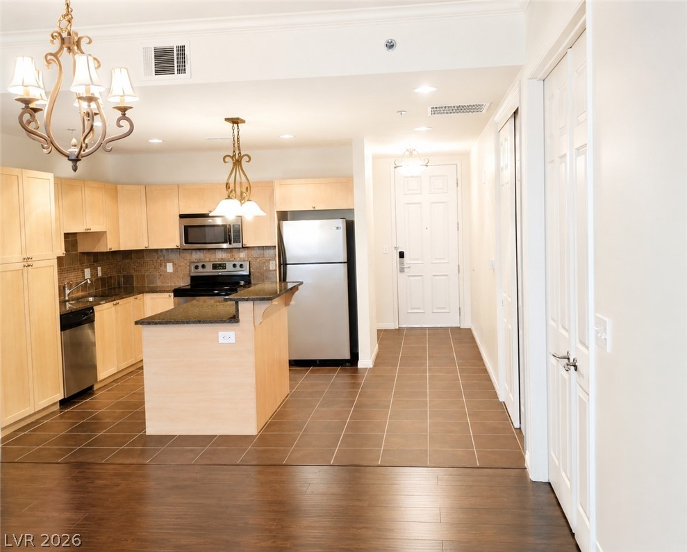 2455 W Serene Avenue #527, Las Vegas 89123