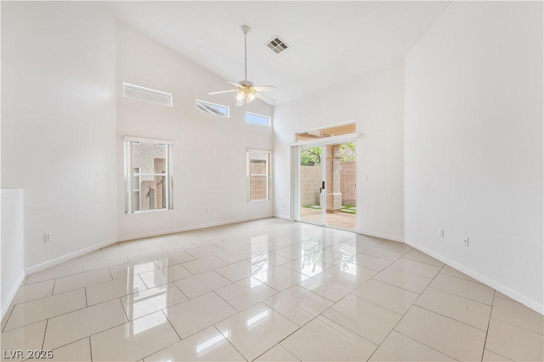 Photo 6 of 54, 9791 Hickory Crest Court