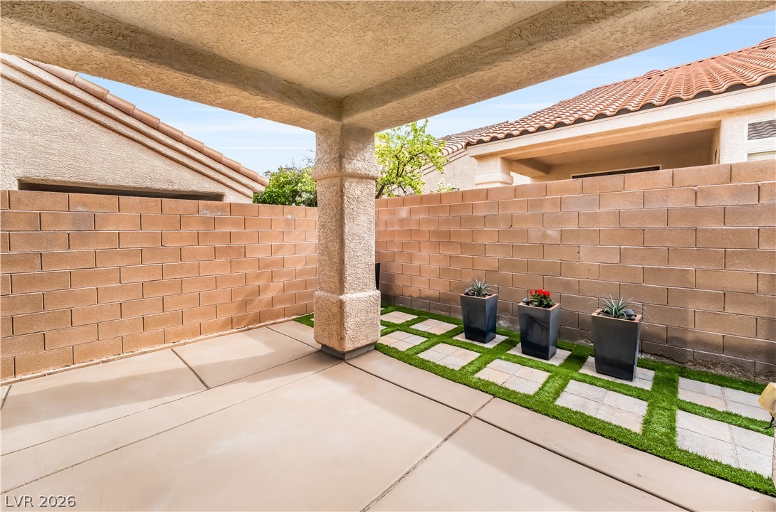 Photo 35 of 54, 9791 Hickory Crest Court