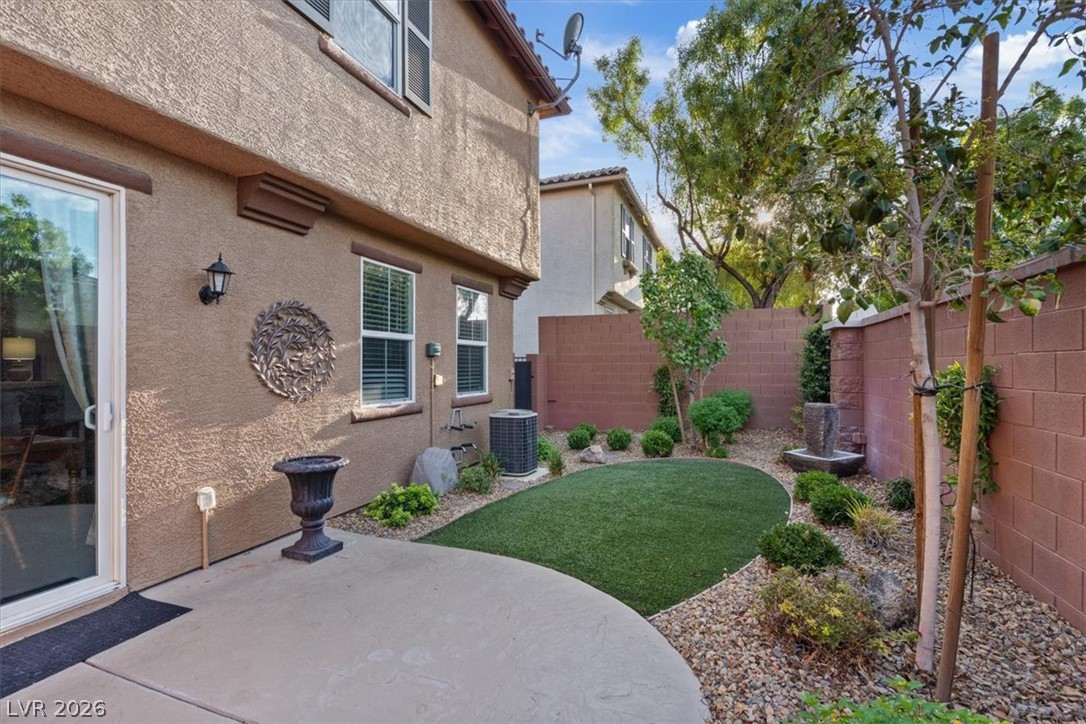Photo 24 of 29, 9116 Alpine Grove Avenue #103