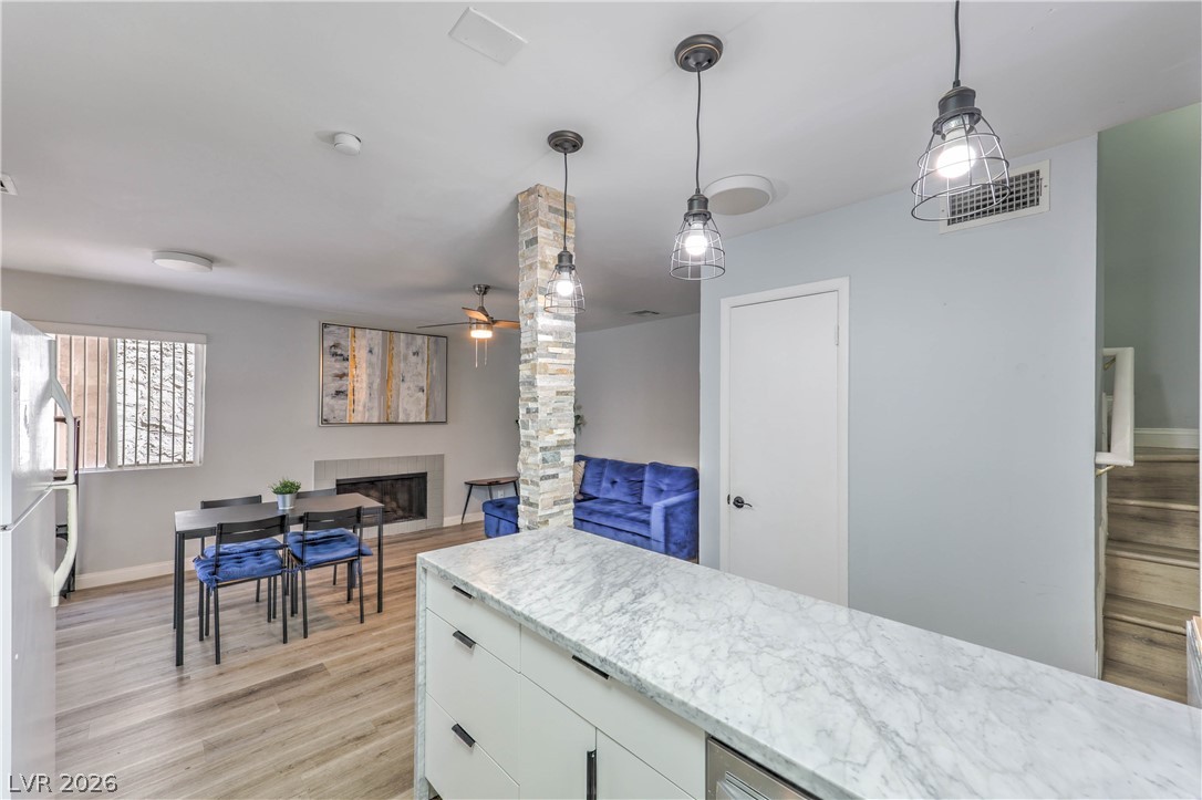 Photo 13 of 27, 5045 Spencer Street #B