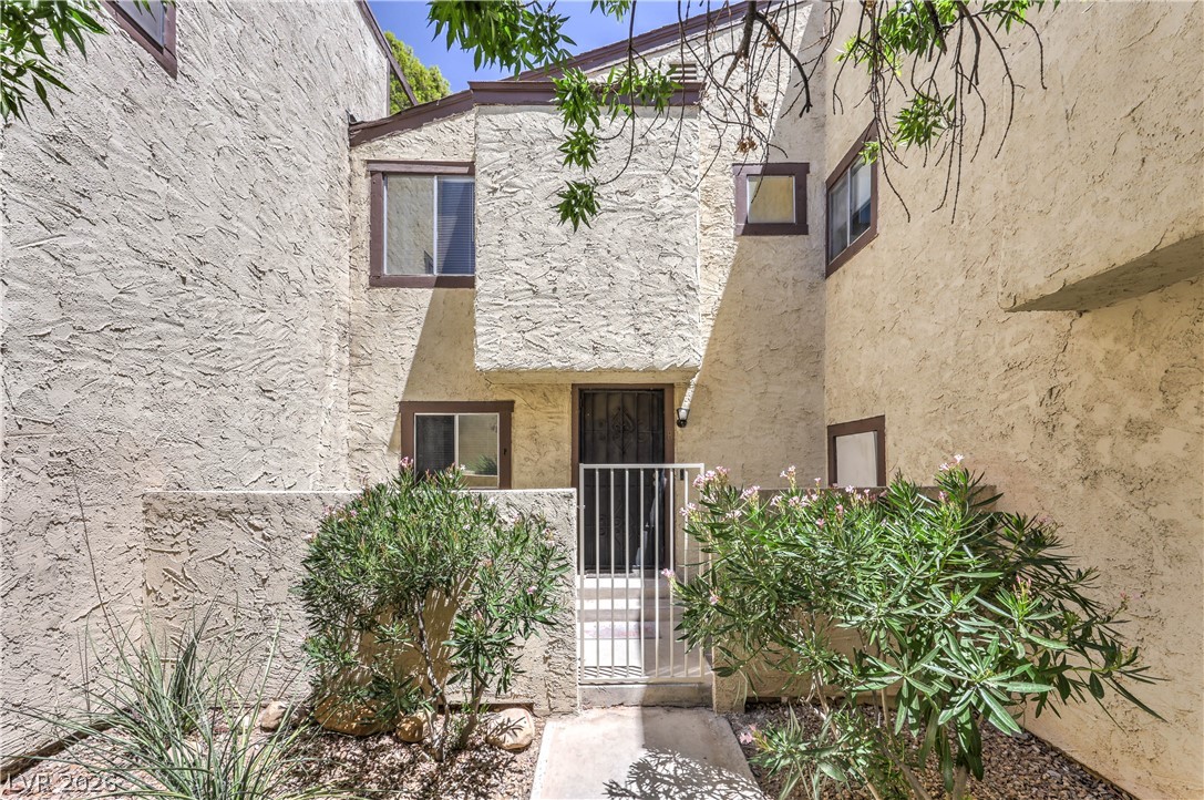 Photo 5 of 5045 Spencer Street #B