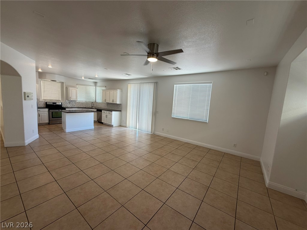 Photo 6 of 33, 549 Halloran Springs Road