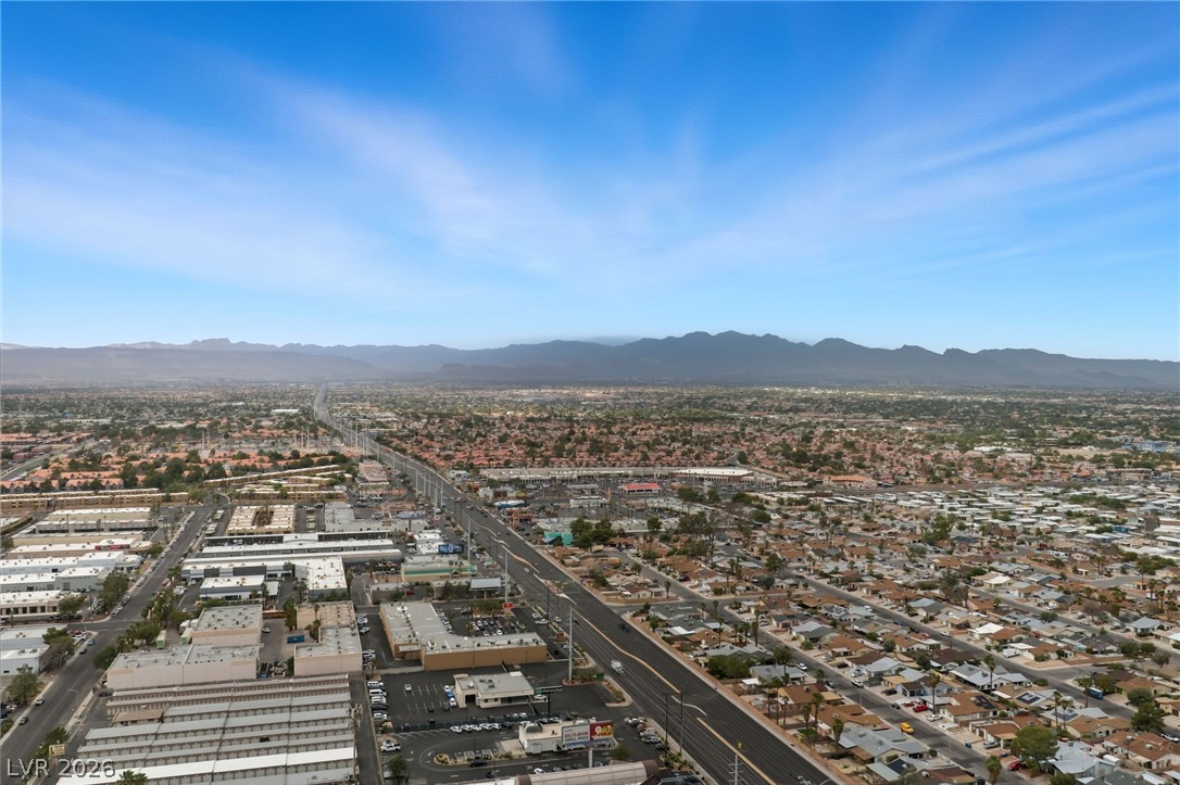 Photo 6 of 28, 4381 W Flamingo Road #51301