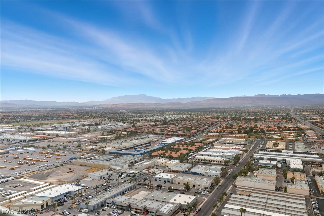 Photo 8 of 28, 4381 W Flamingo Road #51301