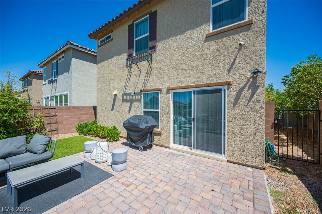 Photo 5 of 1227 Great Hollow Avenue