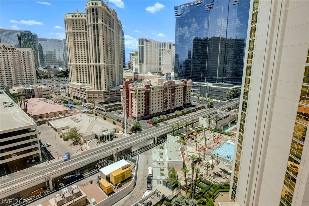 Photo 31 of 43, 145 E Harmon Avenue #1419